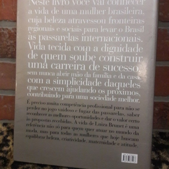 Luiza Brunet Sexy Fashion Famous Model Hardcover Fashion Book El Libro RARE HTF - Picture 2 of 8